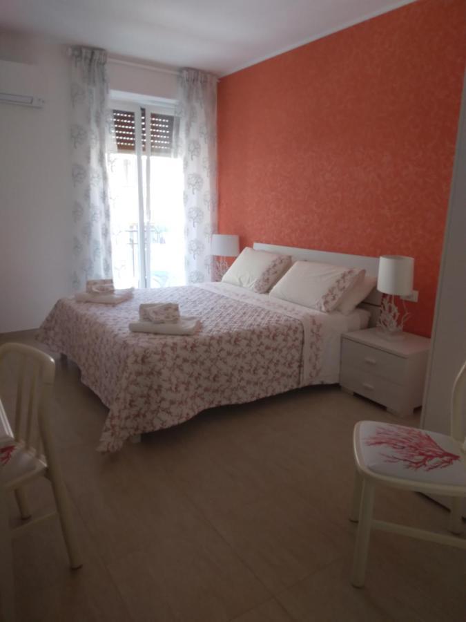 L'Approdo Hotell Bordighera Exteriör bild